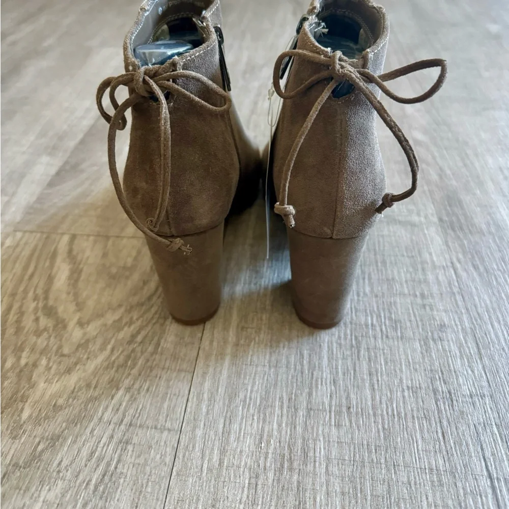 NWT Blondo Suede Ankle Boots Block Heel & Y2K Lace Up Size 6.5